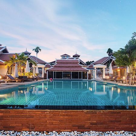 Achawalai Residence Village By Song Pantai Jomtien Luaran gambar