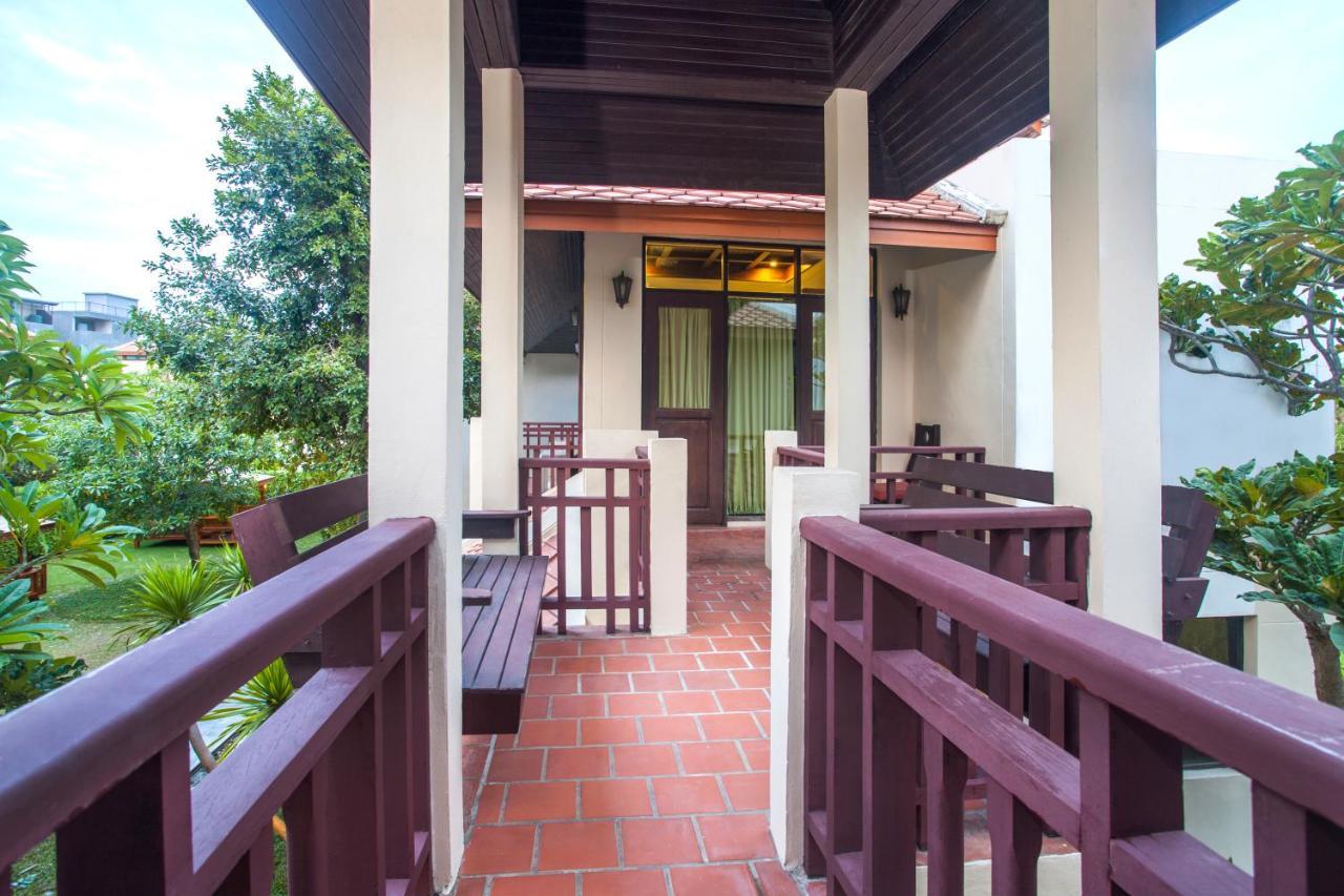 Achawalai Residence Village By Song Pantai Jomtien Luaran gambar