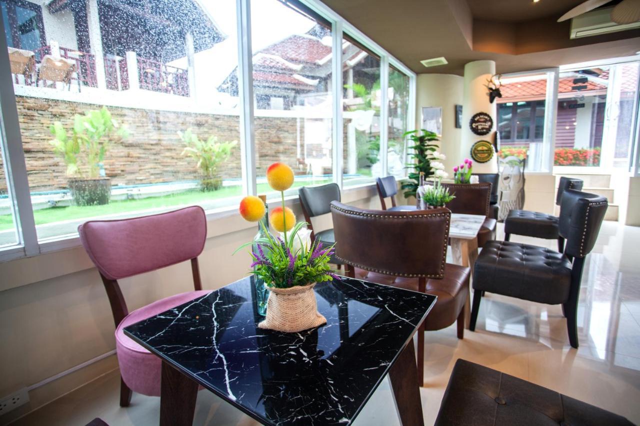 Achawalai Residence Village By Song Pantai Jomtien Luaran gambar