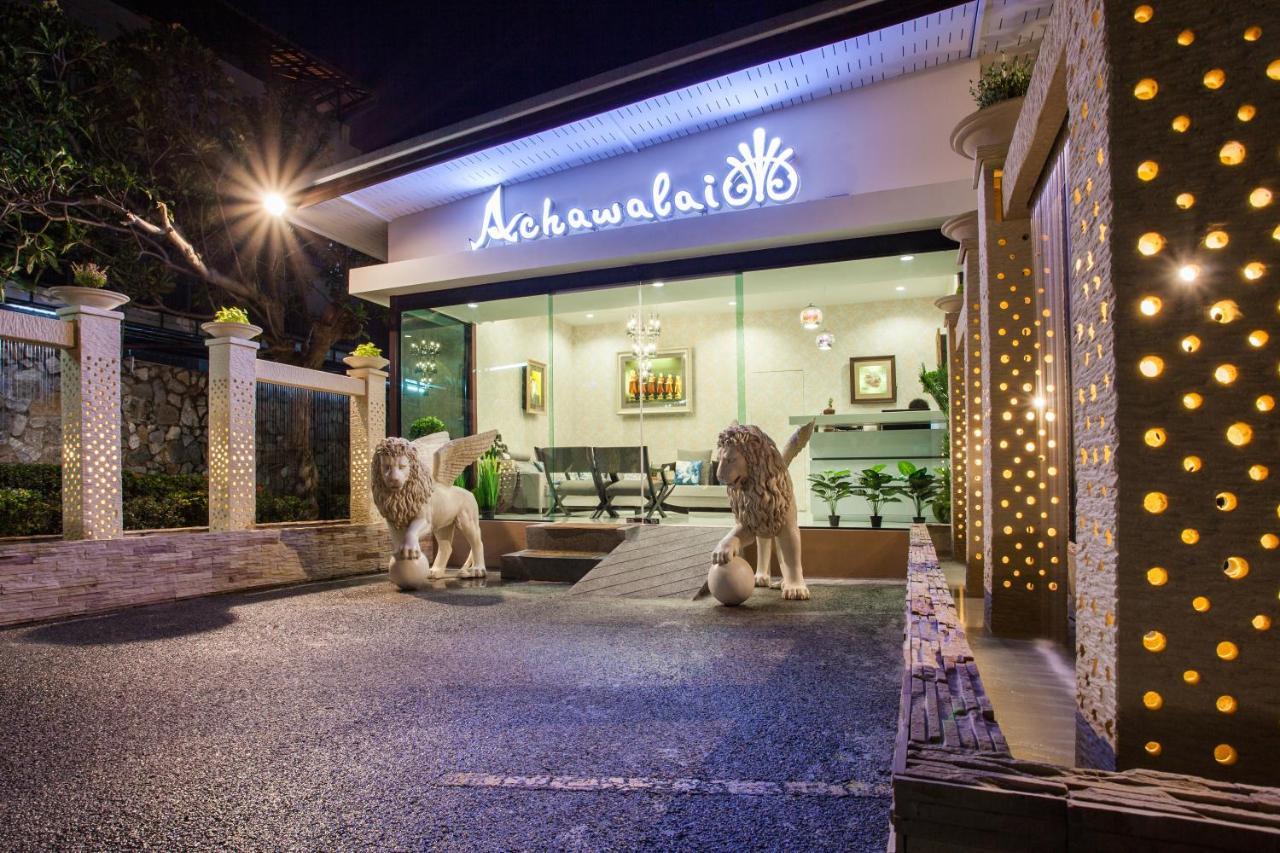 Achawalai Residence Village By Song Pantai Jomtien Luaran gambar